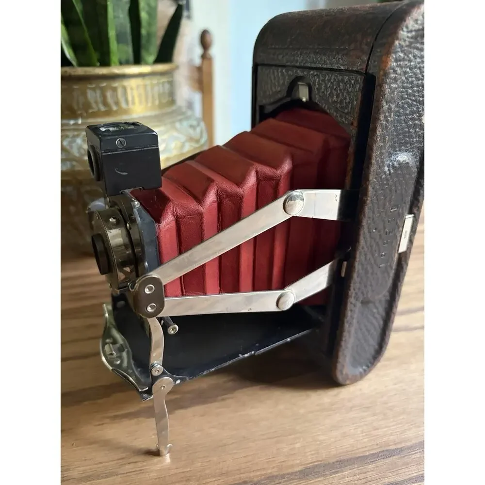Antique 1912 Kodak No 1A Folding Pocket Model D With Red Bellows